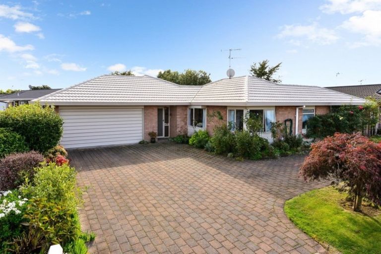 Photo of property in 8 Rogers Place, Fairview Downs, Hamilton, 3214