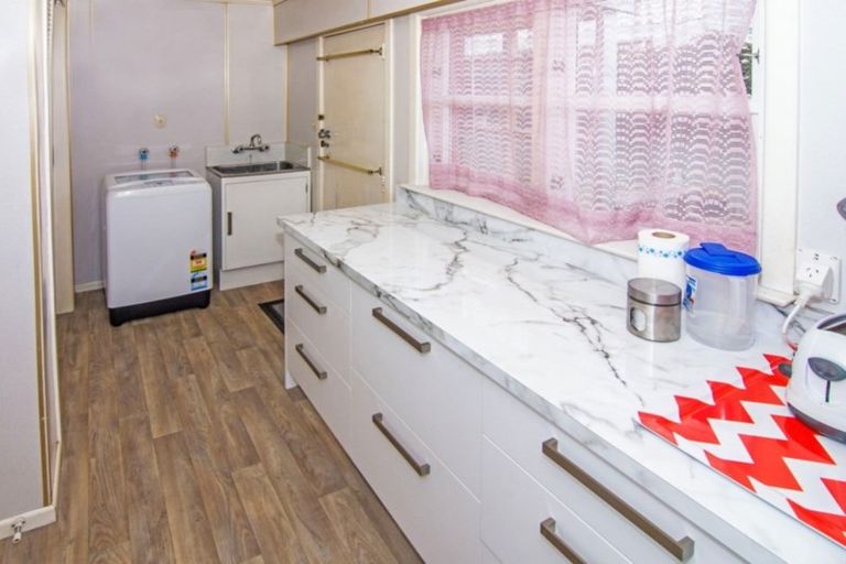 Photo of property in 1a Coddington Crescent, Masterton, 5810