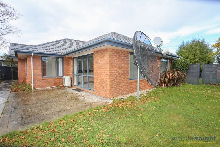 Photo of property in 124a Halswell Junction Road, Halswell, Christchurch, 8025