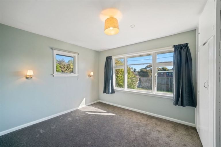 Photo of property in 20 Wimborne Crescent, Aranui, Christchurch, 8061