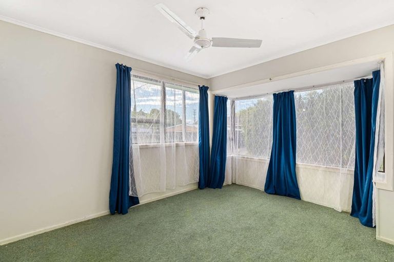 Photo of property in 11a Woodvale Road, Glen Eden, Auckland, 0602