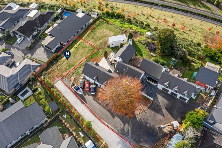 Photo of property in 92a Puhirake Crescent, Pyes Pa, Tauranga, 3112