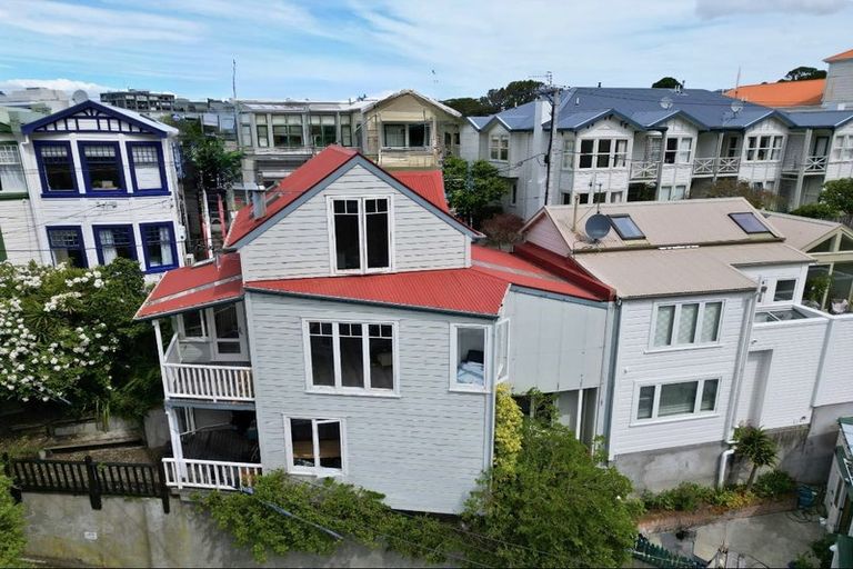 Photo of property in 6 Glenbervie Terrace, Thorndon, Wellington, 6011