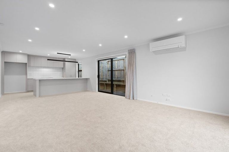 Photo of property in 27 Cogar Terrace, Chartwell, 3210