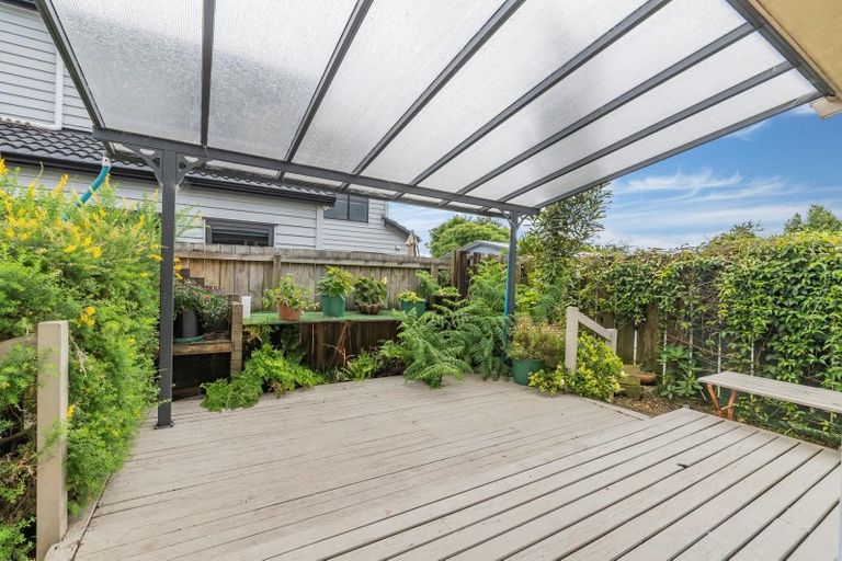 Photo of property in 2/21 Rollerson Street, Papakura, 2110