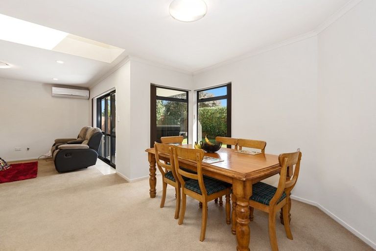 Photo of property in 34 Wiltshire Drive, Huntington, Hamilton, 3210