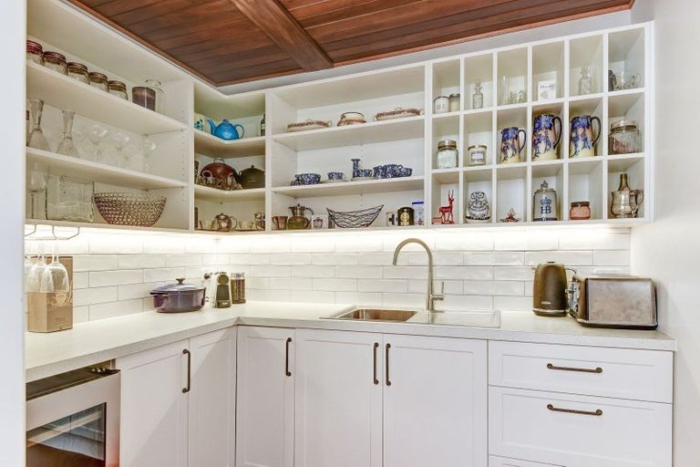 Photo of property in 3 Brassey Road, Saint Johns Hill, Whanganui, 4500