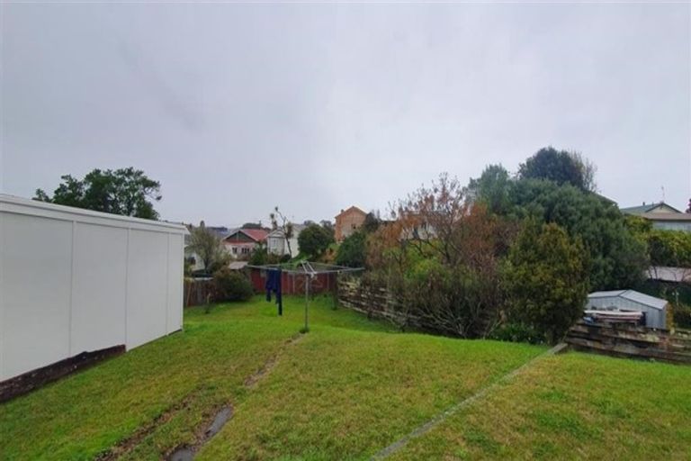 Photo of property in 3 Alma Road, Gonville, Whanganui, 4501