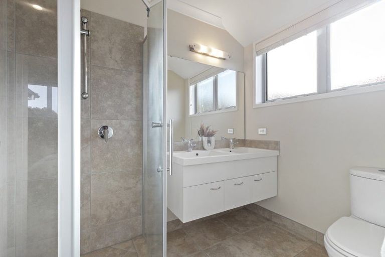 Photo of property in 10 Abby Close, Pukekohe, 2120