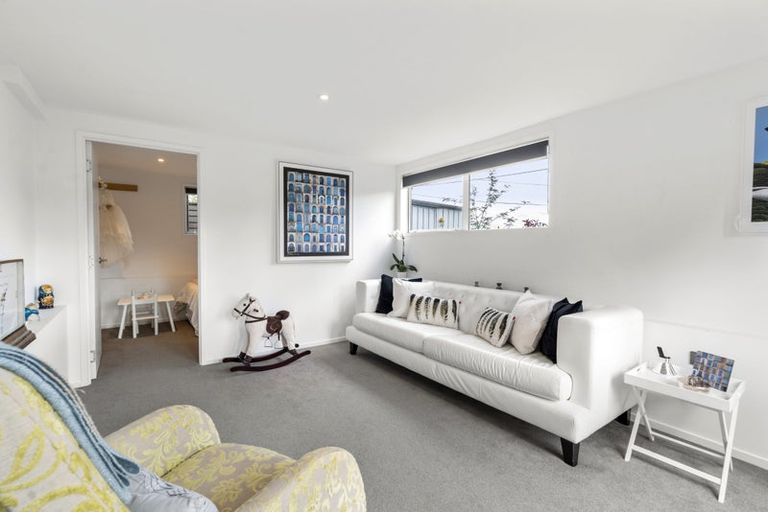 Photo of property in 1/467 Beach Road, Murrays Bay, Auckland, 0630