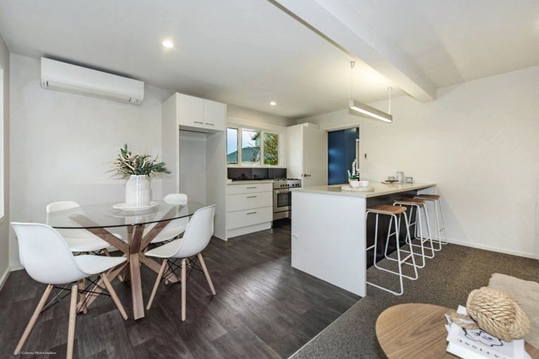 Photo of property in 29 Liverton Crescent, Bishopdale, Christchurch, 8053