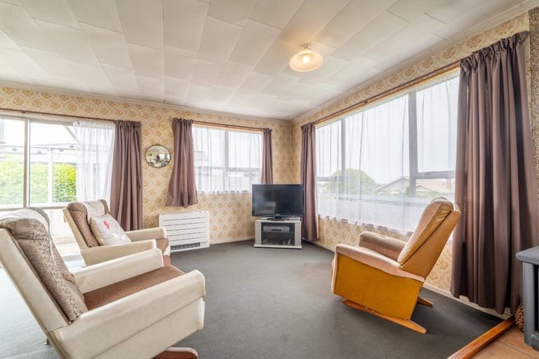 Photo of property in 22 Avenue Road, West End, Timaru, 7910