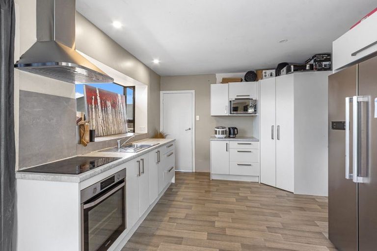 Photo of property in 415 Breezes Road, Aranui, Christchurch, 8061