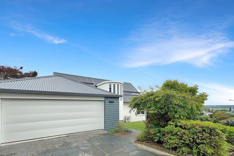 Photo of property in 58 Ravensdale Rise, Westmorland, Christchurch, 8025