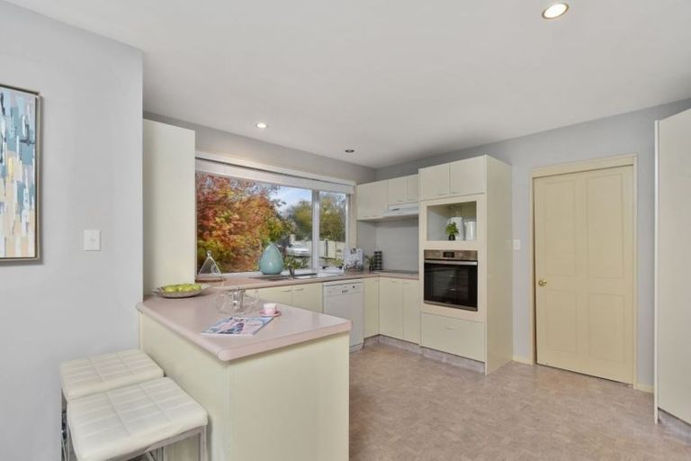 Photo of property in 62 Trafford Street, Harewood, Christchurch, 8051