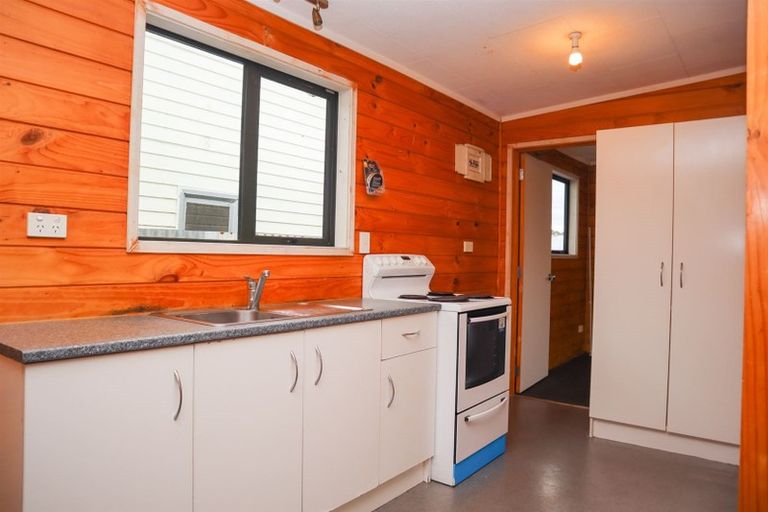 Photo of property in 11 Thompson Street, Greymouth, 7805