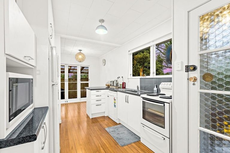 Photo of property in 7 Allington Road, Massey, Auckland, 0614