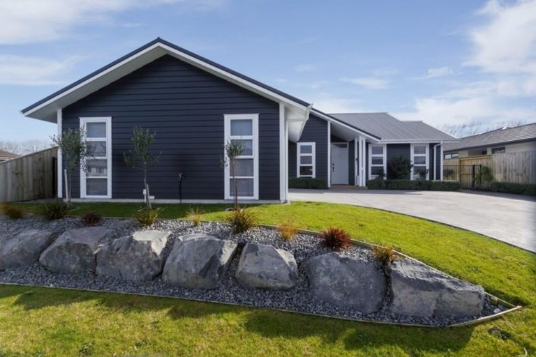 Photo of property in 34 Huka Heights Drive, Rangatira Park, Taupo, 3330