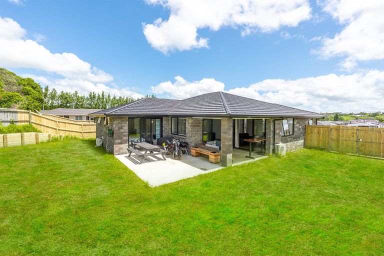 Photo of property in 6 Chardonnay Way, Te Kauwhata, 3710