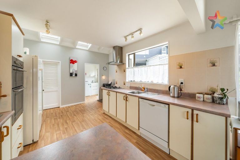 Photo of property in 37 Tilbury Street, Fairfield, Lower Hutt, 5011