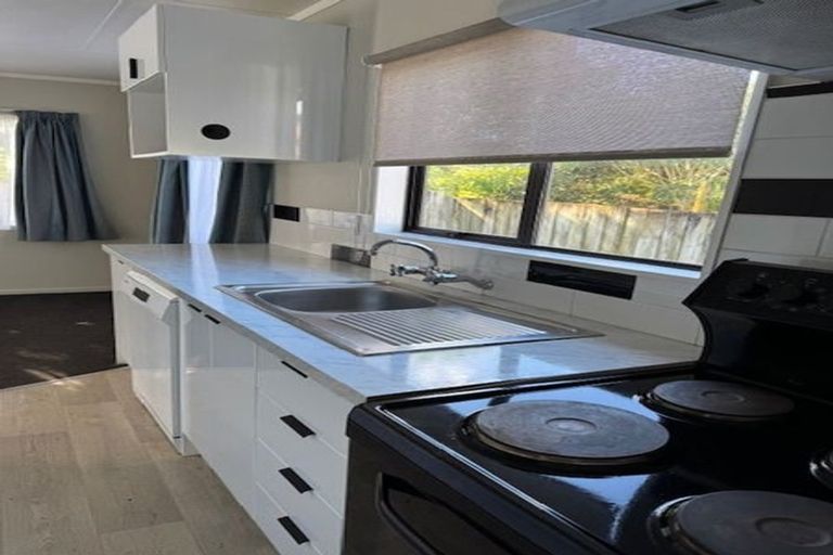 Photo of property in 43a Langstone Street, Welcome Bay, Tauranga, 3112