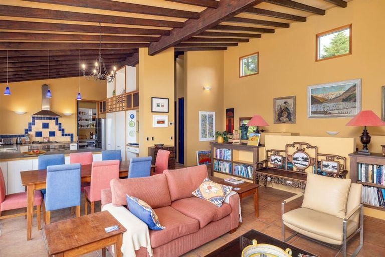 Photo of property in 185a Hackthorne Road, Cashmere, Christchurch, 8022