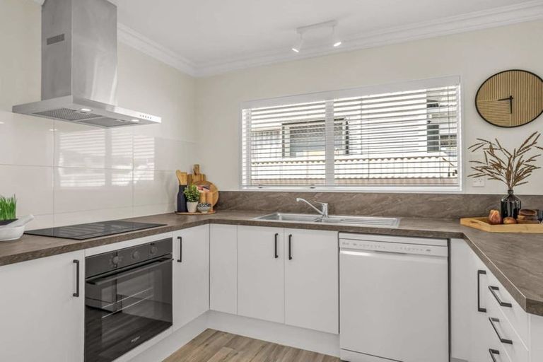 Photo of property in 37 Fourth Avenue, Tauranga, 3110