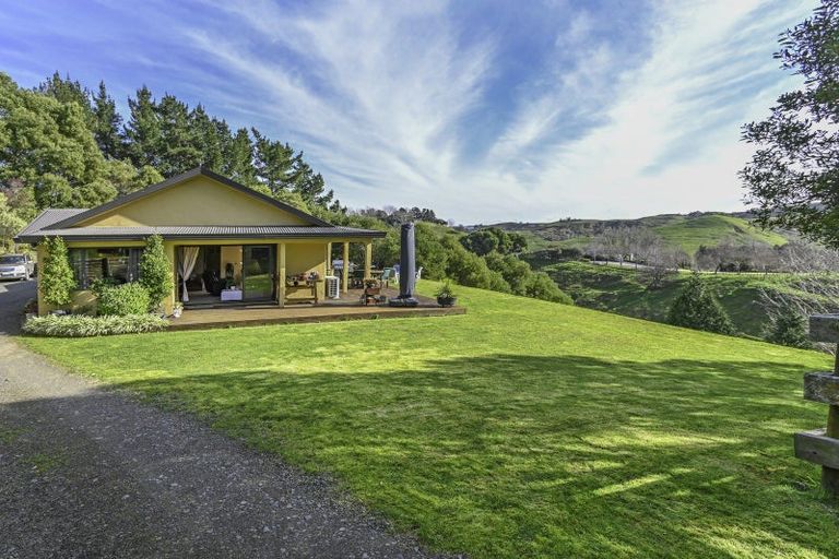 Photo of property in 121 Ballantyne Road, Poraiti, Napier, 4182