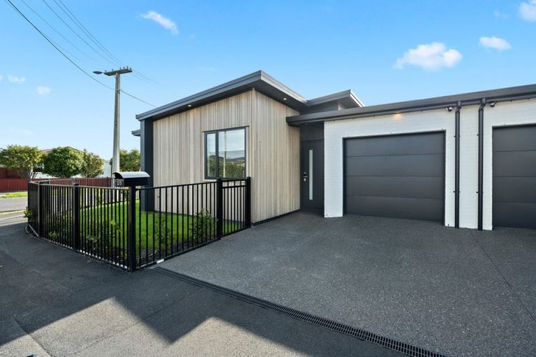 Photo of property in 2/5 Mears Road, Saint Andrews, Hamilton, 3200