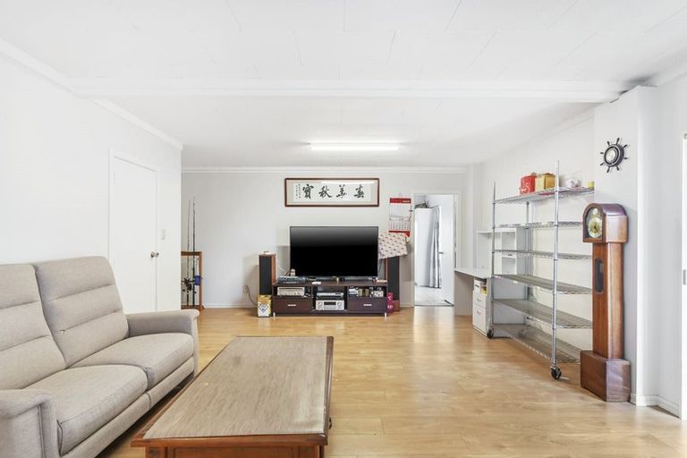 Photo of property in 7 Chip Grove, Sunnyhills, Auckland, 2010