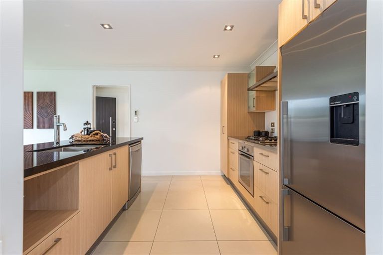 Photo of property in 28 Holbrook Way, Westmorland, Christchurch, 8025