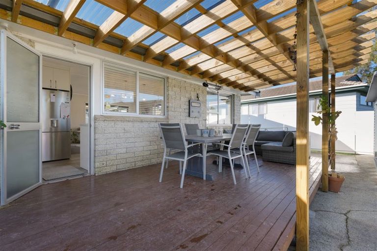 Photo of property in 8 Ansford Place, Bader, Hamilton, 3206