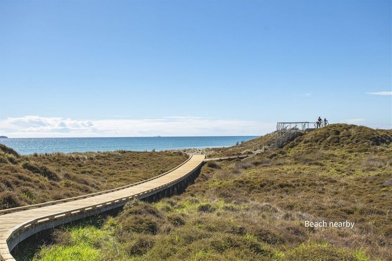 Photo of property in 28a Dickson Road, Papamoa Beach, Papamoa, 3118