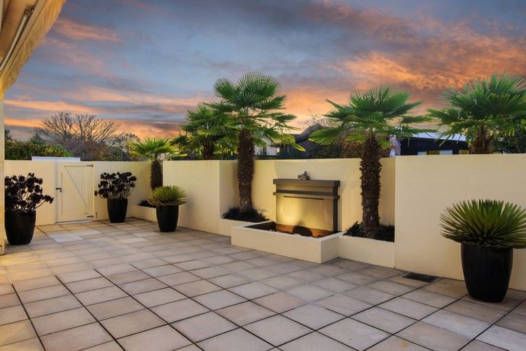 Photo of property in 40 Mcdougall Avenue, St Albans, Christchurch, 8014