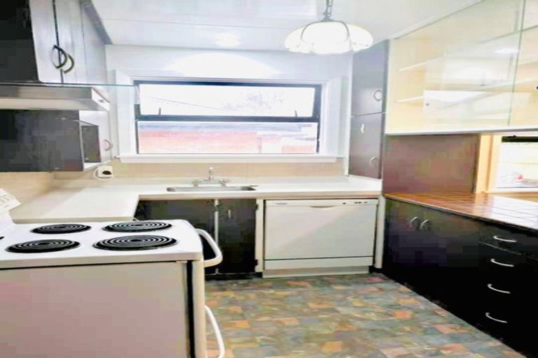 Photo of property in 3 Betwin Avenue, Sockburn, Christchurch, 8042