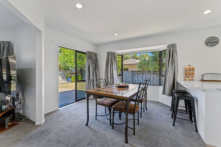 Photo of property in 37 Realm Drive, Paraparaumu, 5032