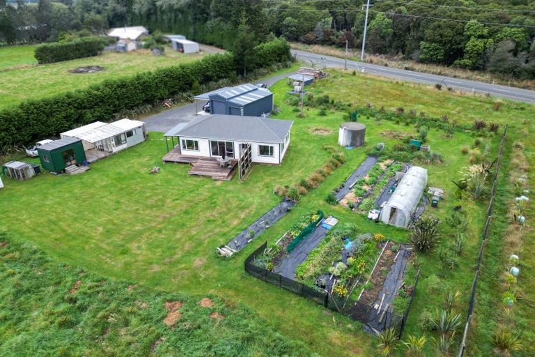 Photo of property in 193 Mason Road, Seaward Bush, Invercargill, 9871