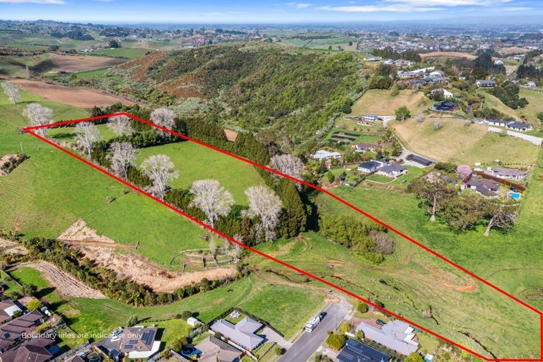 Photo of property in 24 Eagle Street, Welcome Bay, Tauranga, 3112