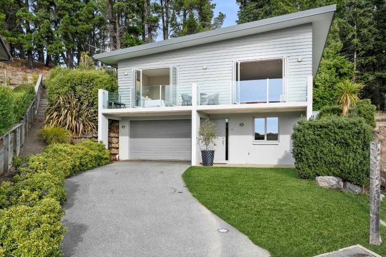 Photo of property in 12 Bovett Place, Wanaka, 9305