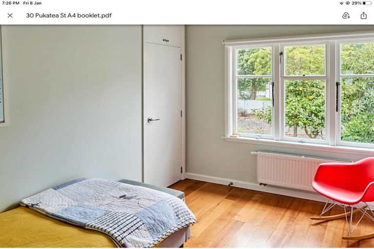 Photo of property in 30 Pukatea Street, Eastbourne, Lower Hutt, 5013