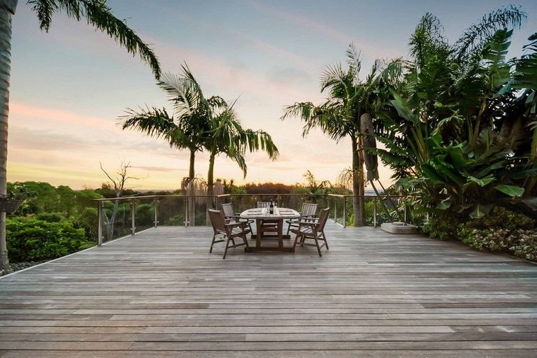 Photo of property in 269 Kaipara Road, Papakura, 2582