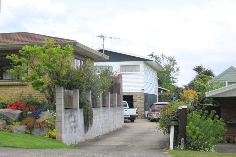 Photo of property in 2/69 Ngamotu Road, Hilltop, Taupo, 3330