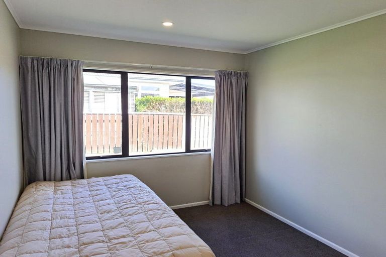 Photo of property in 174b Bartholomew Road, Levin, 5510