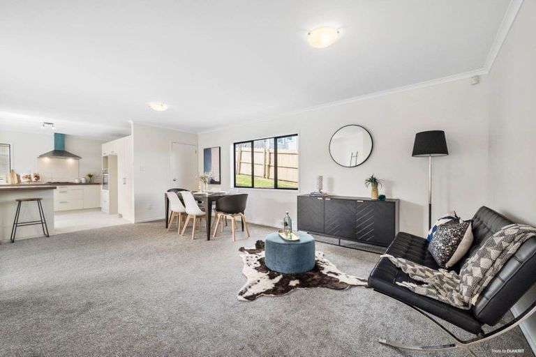 Photo of property in 5 Barnacle Rise, Red Beach, 0932