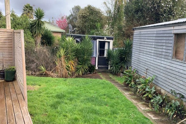 Photo of property in 28 Lincoln Road, Manurewa East, Auckland, 2102