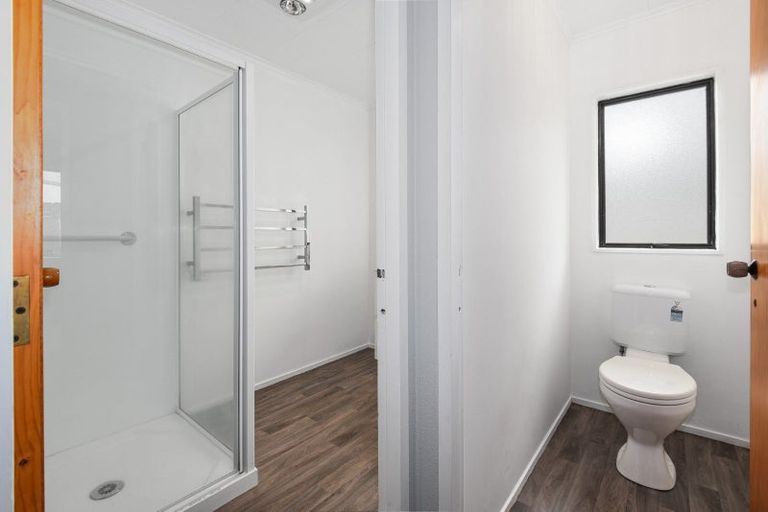 Photo of property in 20 Augustus Earle Place, Pukehangi, Rotorua, 3015