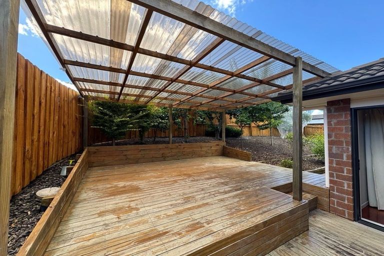 Photo of property in 14a Saralee Drive, Manurewa, Auckland, 2105