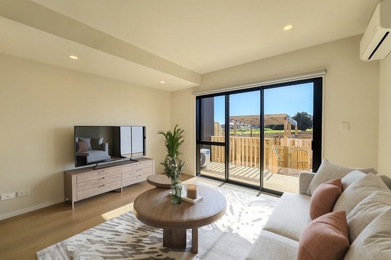 Photo of property in 340b Ormiston Road, Flat Bush, Auckland, 2019