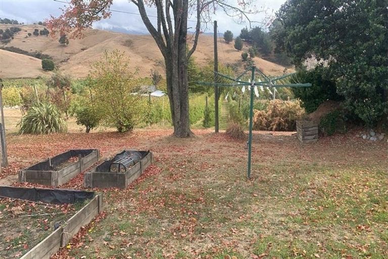 Photo of property in 89 Weka Road, Tasman, Upper Moutere, 7175