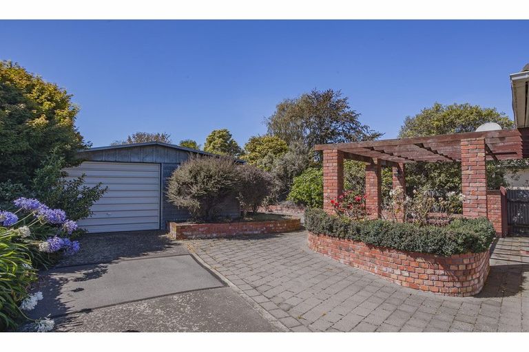 Photo of property in 37 Hill View Crescent, Highfield, Timaru, 7910